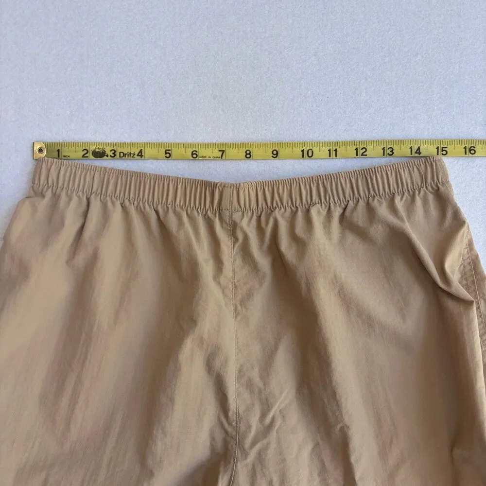 Gap Fit Nylon Pull On Short Women's MP Camel Tan Pockets Walk Camp Hike Comfort